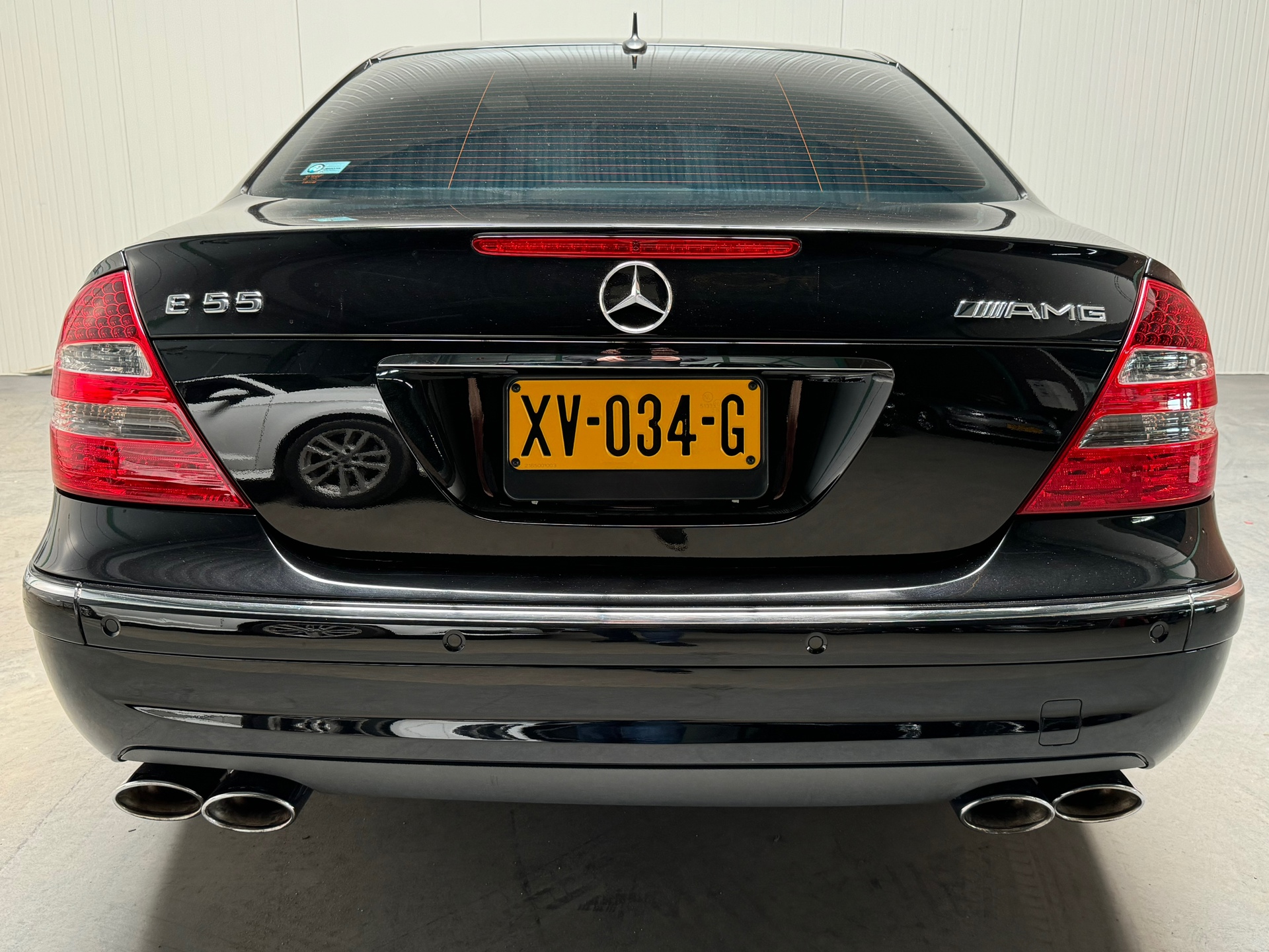 39041596-8.jpg